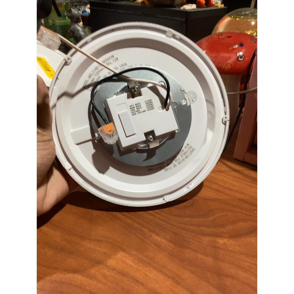 Lot # 1453 MXL LED Panel Light MXL1140-L12K9027W - $25.00