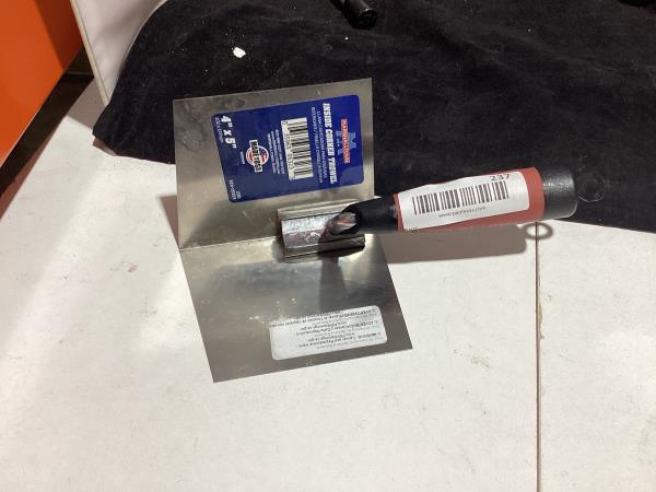 Lot # 237 Drywall & Plastering Corner Trowel 4 X 5