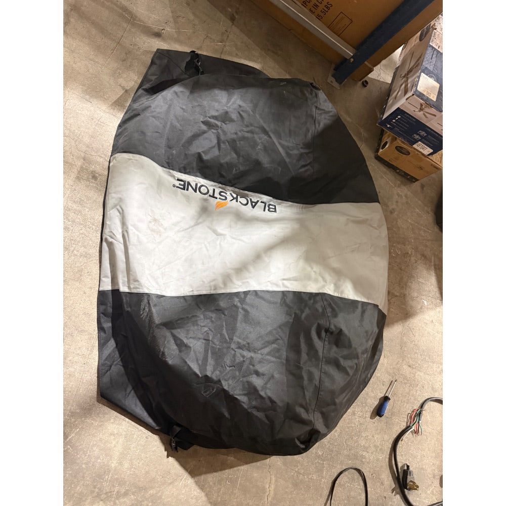 Lot # 632 Blackstone Griddle Cover $30.00