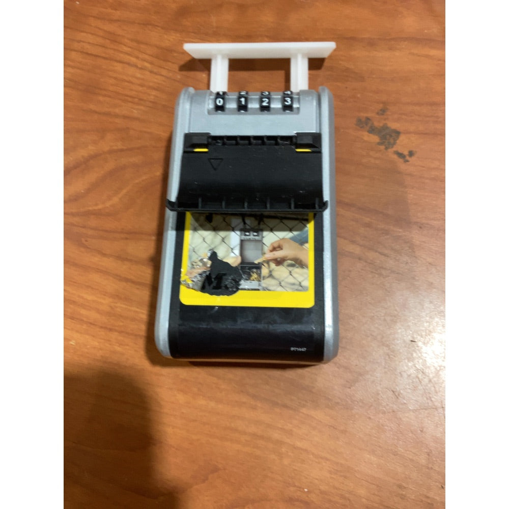 Lot # 1075 Home Security Combination Key Safe $25