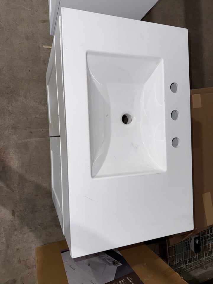 Project Source Dover 30-in True White Single Sink Bathroom Vanity with White Cultured Marble Top Damaged (MP ONLY)