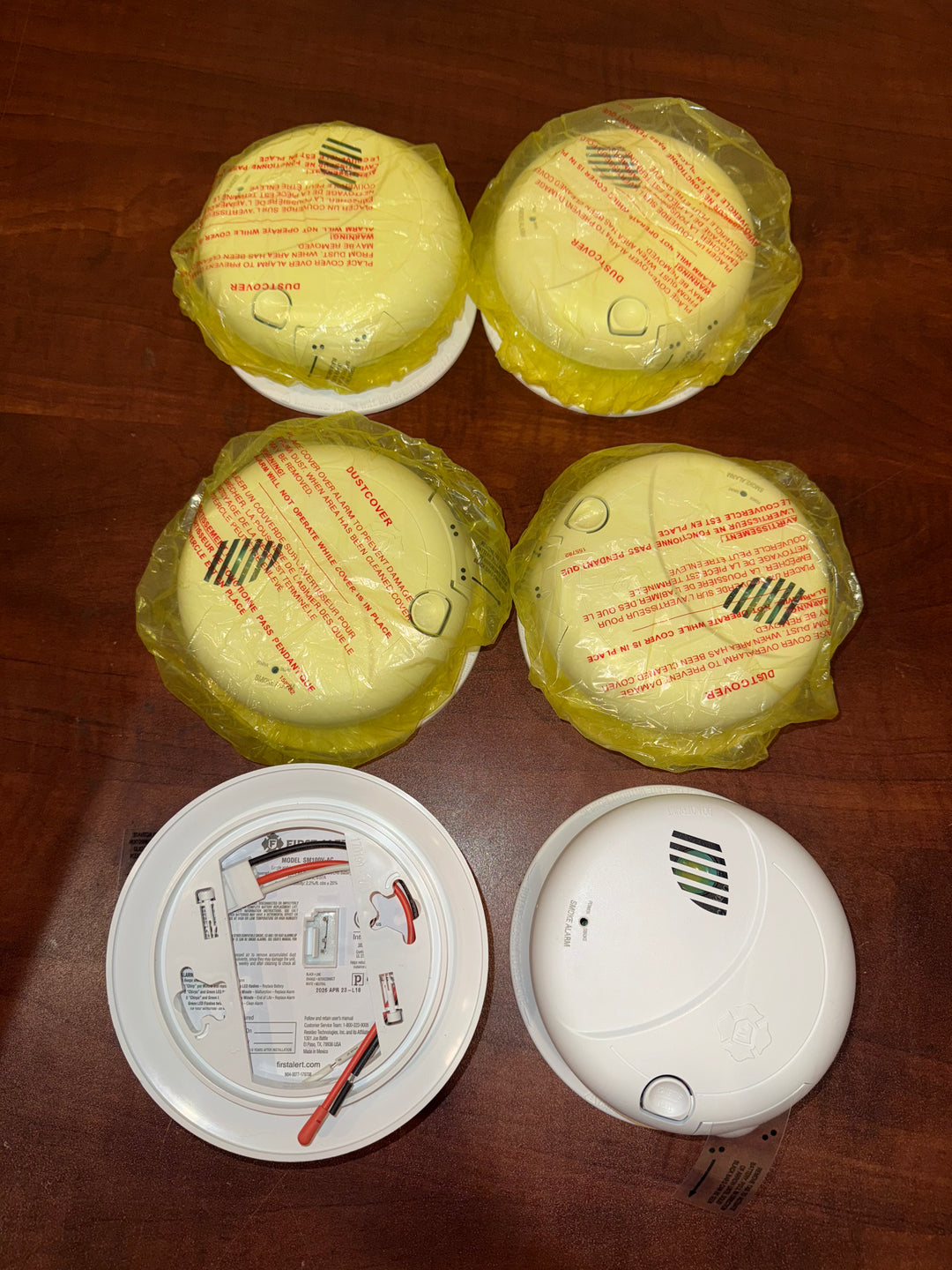 First Alert BRK Smoke detector with Voice Alert 6 -Pack (Open Box)