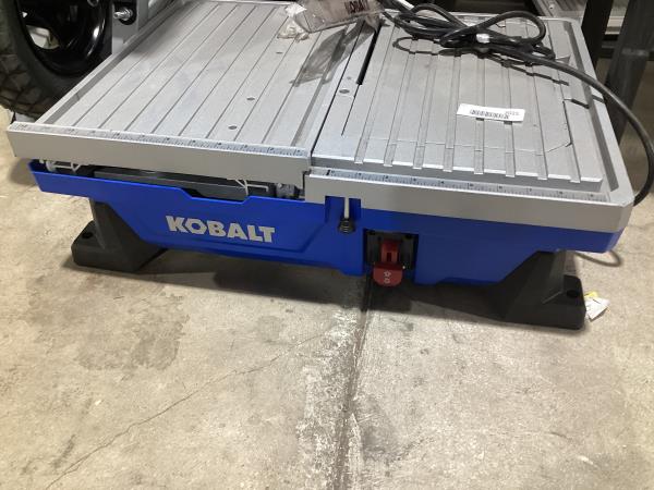 Lot # 2025 Kobalt 7" Wet Tabletop Sliding Table Tile Saw $219