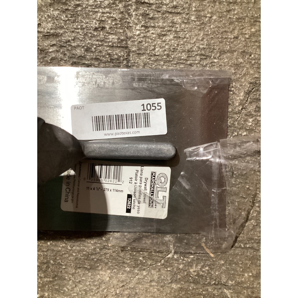 Lot # 1055 MARSHALLTOWN QLT Drywall Trowel 912 $30.00