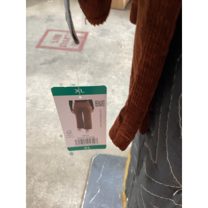 Lot # 979 Matty M Corduroy Wide Leg Pants $23.99