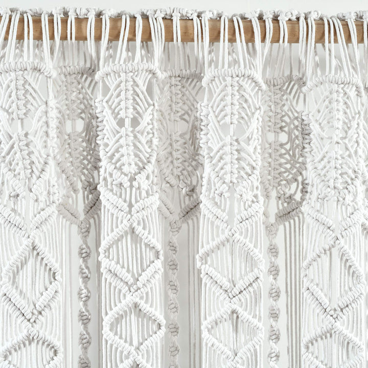 Lot # 1359 Lush Decor Boho Macrame Curtain 40x84 White $27.00