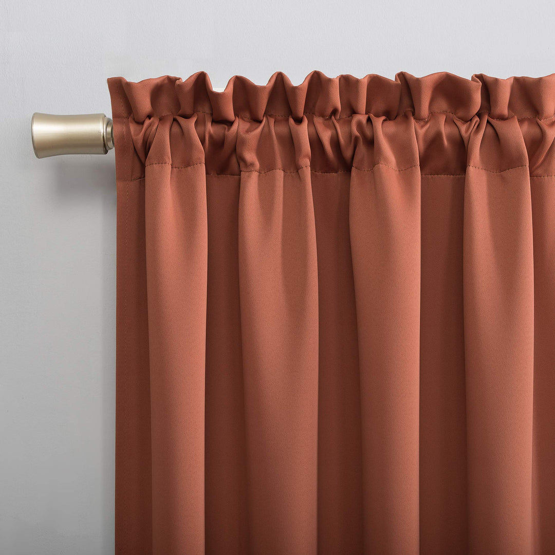 Lot # 983 Sun Zero Blackout Curtain 40x84 Terracotta $8.00