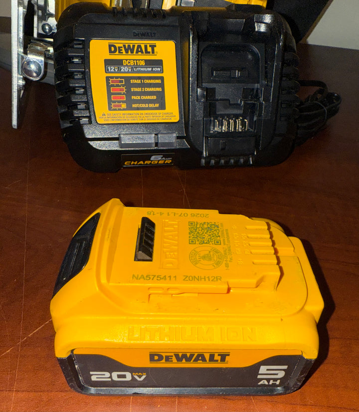 DEWALT XR 20-volt Max 7-1/4-in Brushless Cordless Saw (Battery Included and Charger Included)