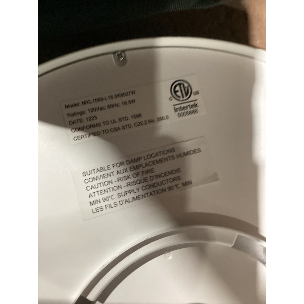 Lot # 433 MaxLite LED Fixture $35