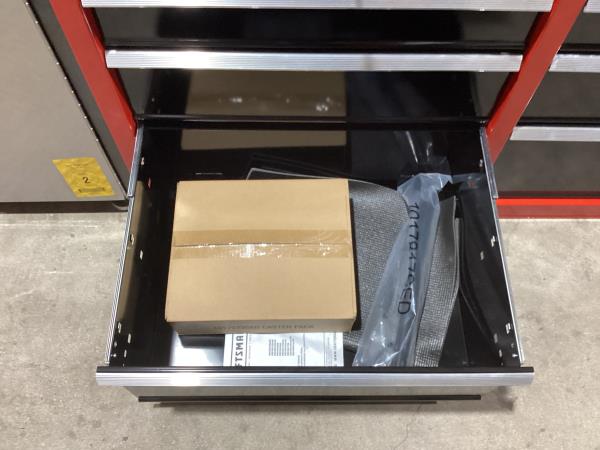 Lot # 3 craftsman 10 drawer tool chest $449