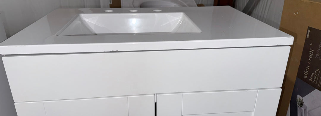 Project Source Dover 30-in True White Single Sink Bathroom Vanity with White Cultured Marble Top Damaged (MP ONLY)