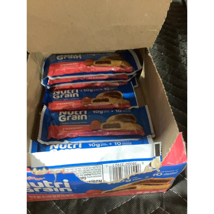 Lot # 1366 Nutri Grain Breakfast Cereal Bars $1.12