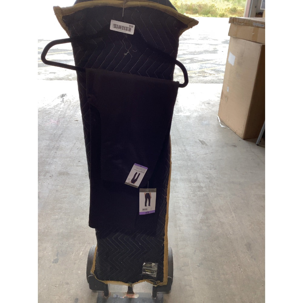 Lot # 959 COMFORT FIT Pants $21.00