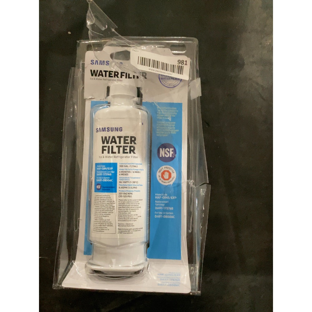 Lot # 981 Samsung Refrigerator $46.76