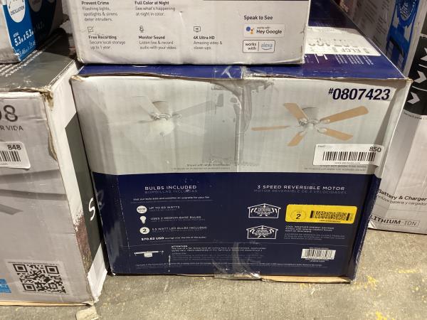 Lot # 850 Harbor Breeze 44-in Ceiling Fan with Light $80