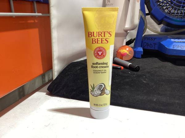 Lot # 209 Burt's Bees Coconut Oil Foot Cream, 4.34 Oz (Package May Vary)