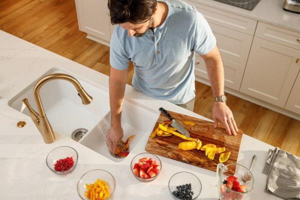 Lot # 1873 I am unable to find a valid price.