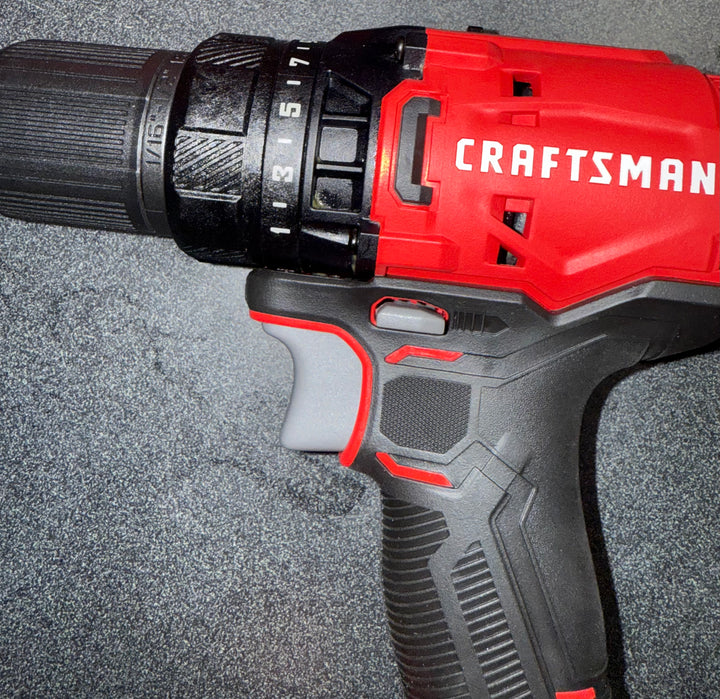 Kit combinado de 8 herramientas eléctricas CRAFTSMAN V20 con estuche blando (2 baterías incluidas y cargador incluido)
