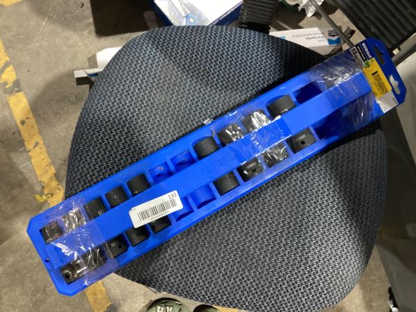 Lot # 133 Kobalt 13Pc Standard Drive 6. Impact Socket Set$85