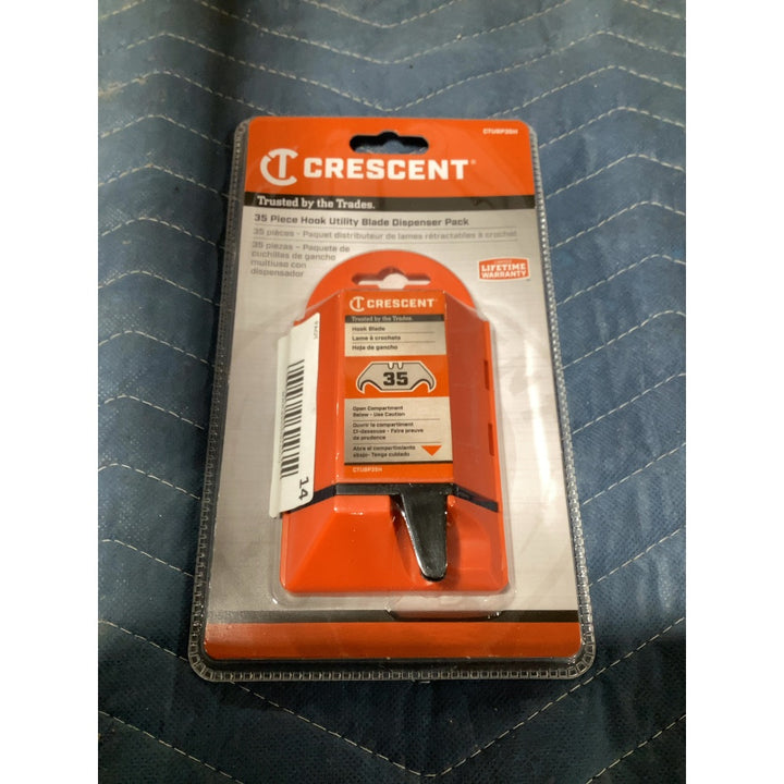 Lot # 14 Crescent Utility Blade Pack $7.00