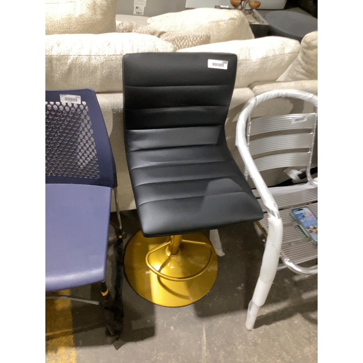 Lot # 2340 Black Model Bar Stool $80