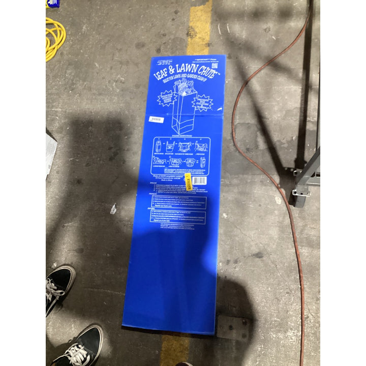 Lot # 1011 SAFESAY Blue Leaf  Lawn Chute Used $18