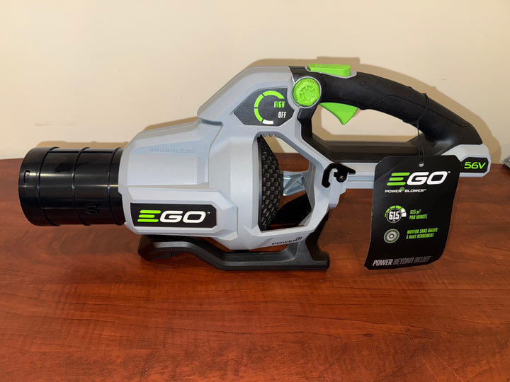 Kit combinado de recortadora de hilo y soplador de hojas inalámbrico EGO POWER+ de 56 voltios y 2,5 Ah (usado)