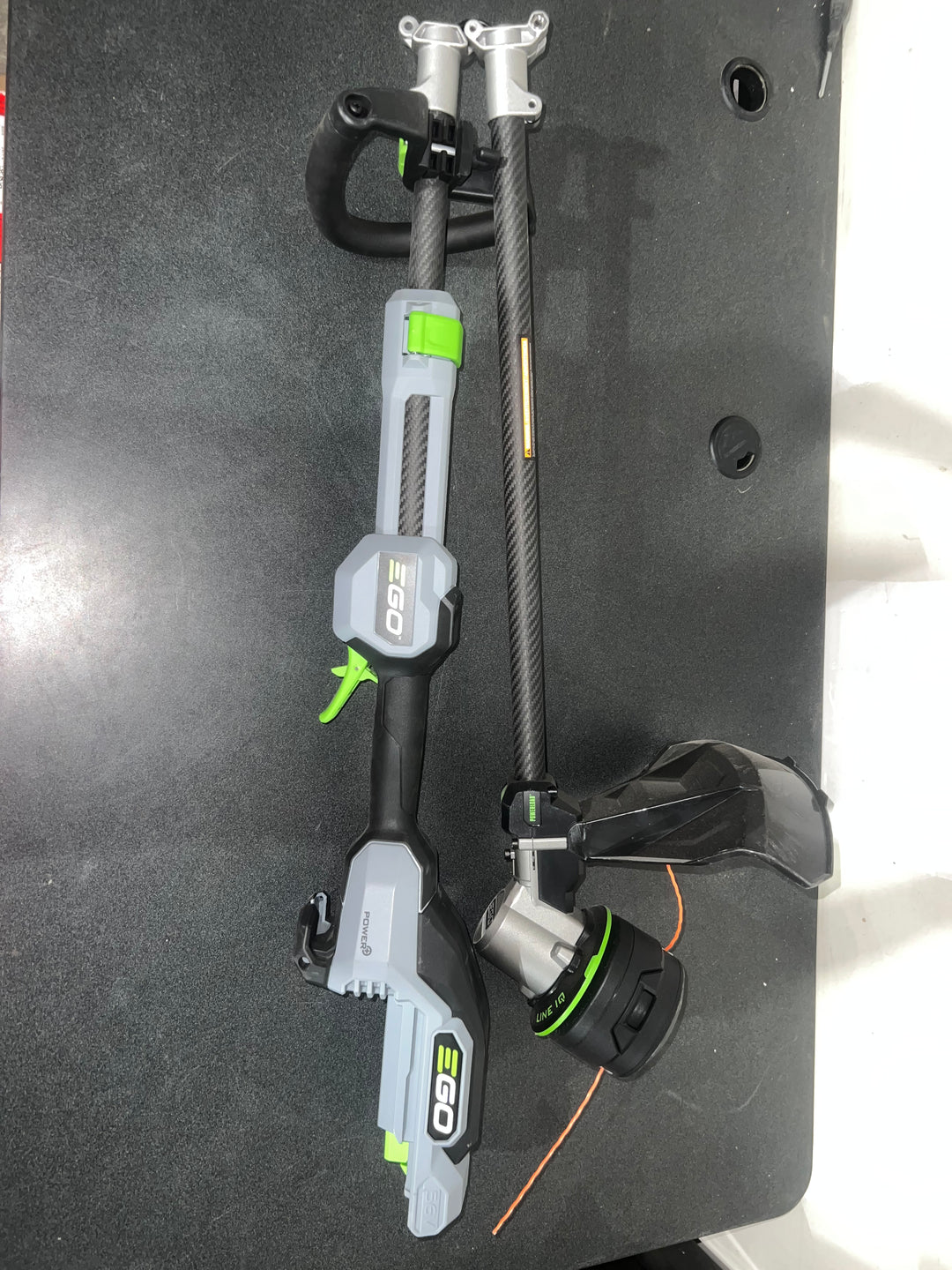 Desbrozadora de hilo a batería EGO POWERLOAD con eje recto de 16 pulgadas y 56 voltios LINE IQ (USADA) (HERRAMIENTA DESNUDA)