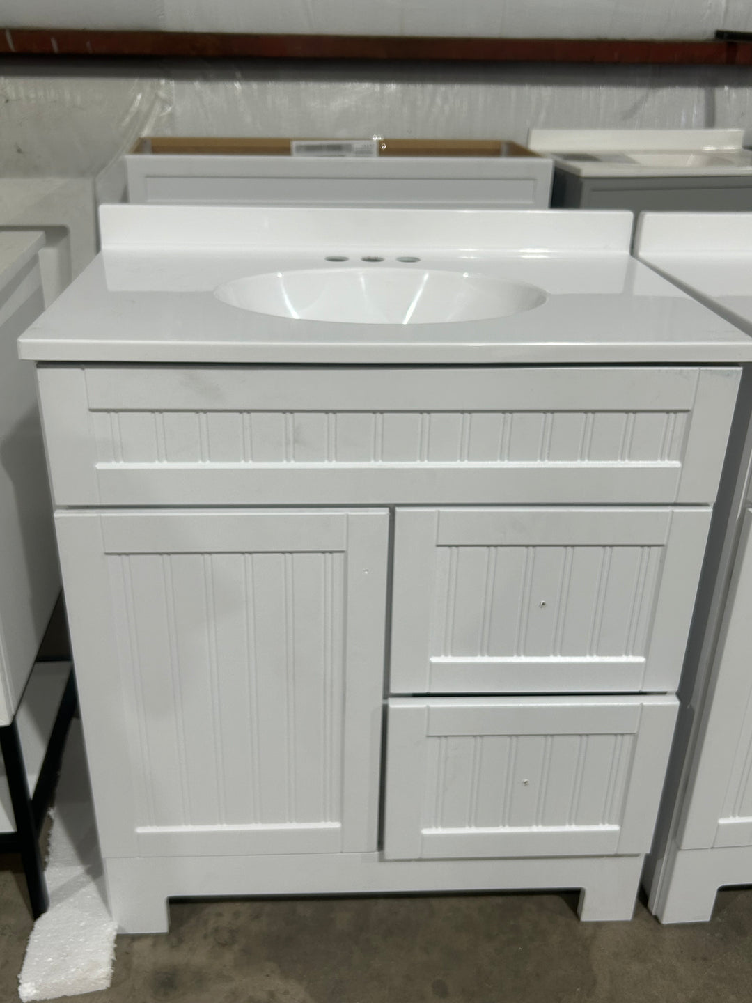 Style Selections Ellenbee 30-in White Single sink Bathroom Vanity with White Cultured marble Top (damaged)