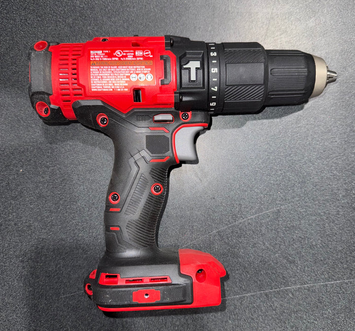 Taladro percutor inalámbrico CRAFTSMAN V20 de 1/2 pulg. y 20 voltios máx., variable (incluye 1 batería y cargador) (caja abierta)