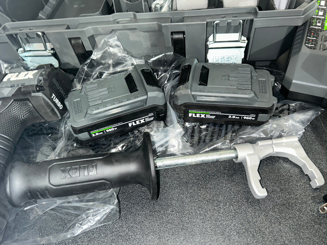 FLEX STACKED LITHIUM 24-volt 1/2-in Keyless Brushless Cordless Drill 2 -Batteries Included (Hard Case Included) (USED)