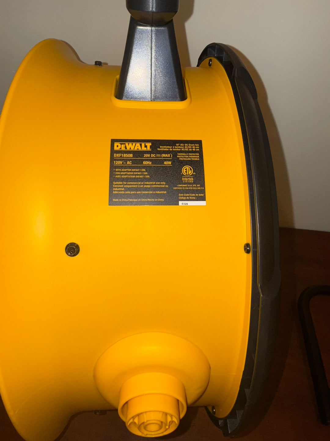 DEWALT 18-in High Velocity Indoor/Outdoor Industrial Fan