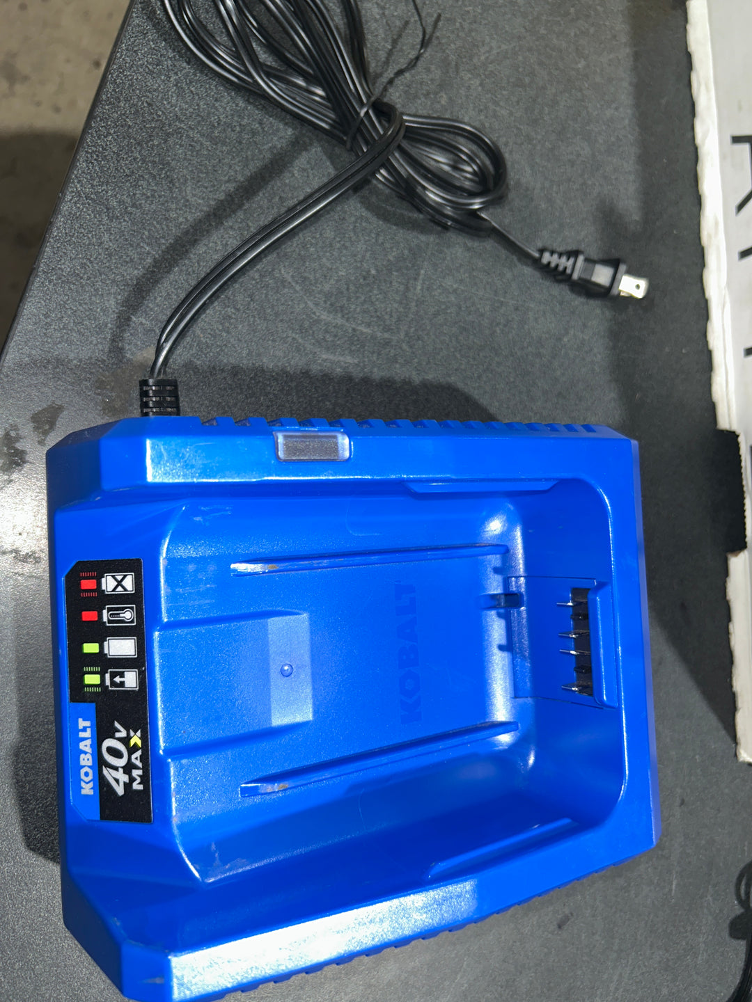 Kobalt 40-Volt Battery Charger (used)