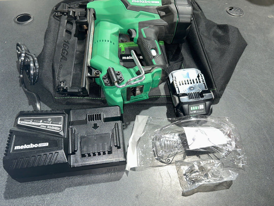 Metabo HPT MultiVolt 2-1/2-in 16 -Gauge Cordless Straight Finish Nailer (Battery Included and Charger Included) (USED)
