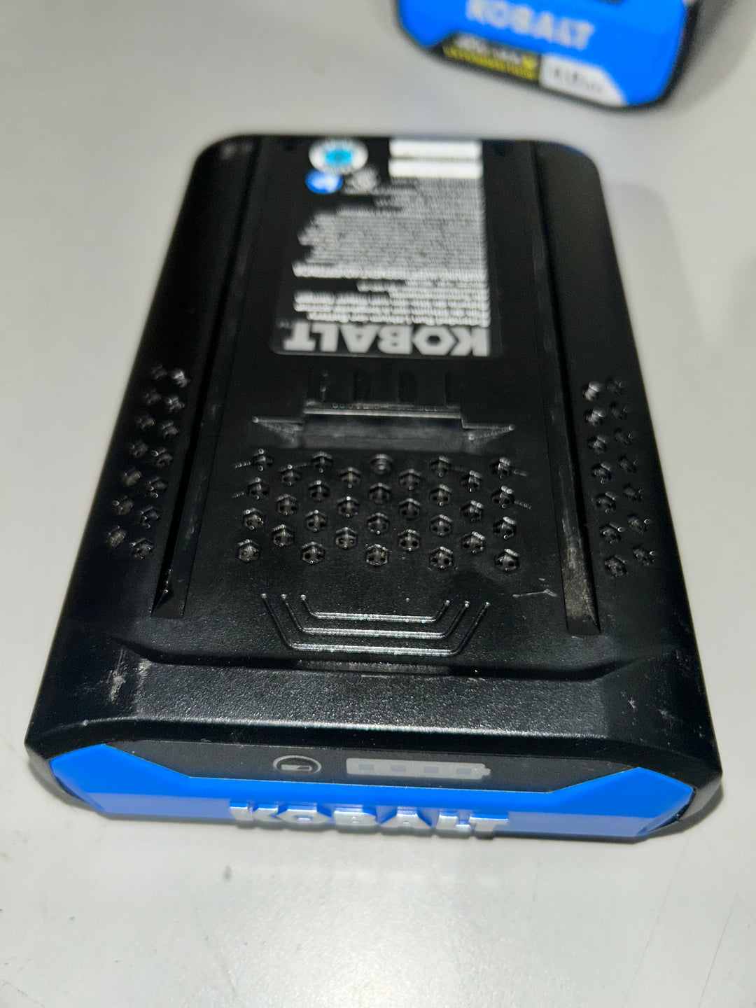 Kobalt 40 -Volt, 4 Ah 1 -Pack Lithium Ion (Li-ion) Battery (used)