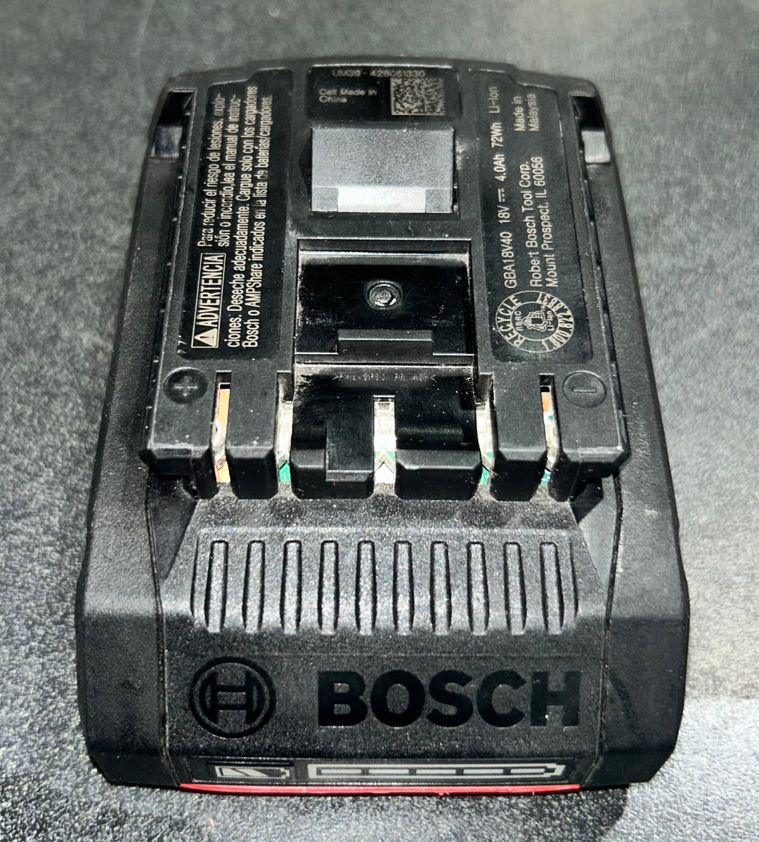 Bosch 18 -Volt 1 -Pack Lithium-ion ( 4 Ah Battery ) (used)