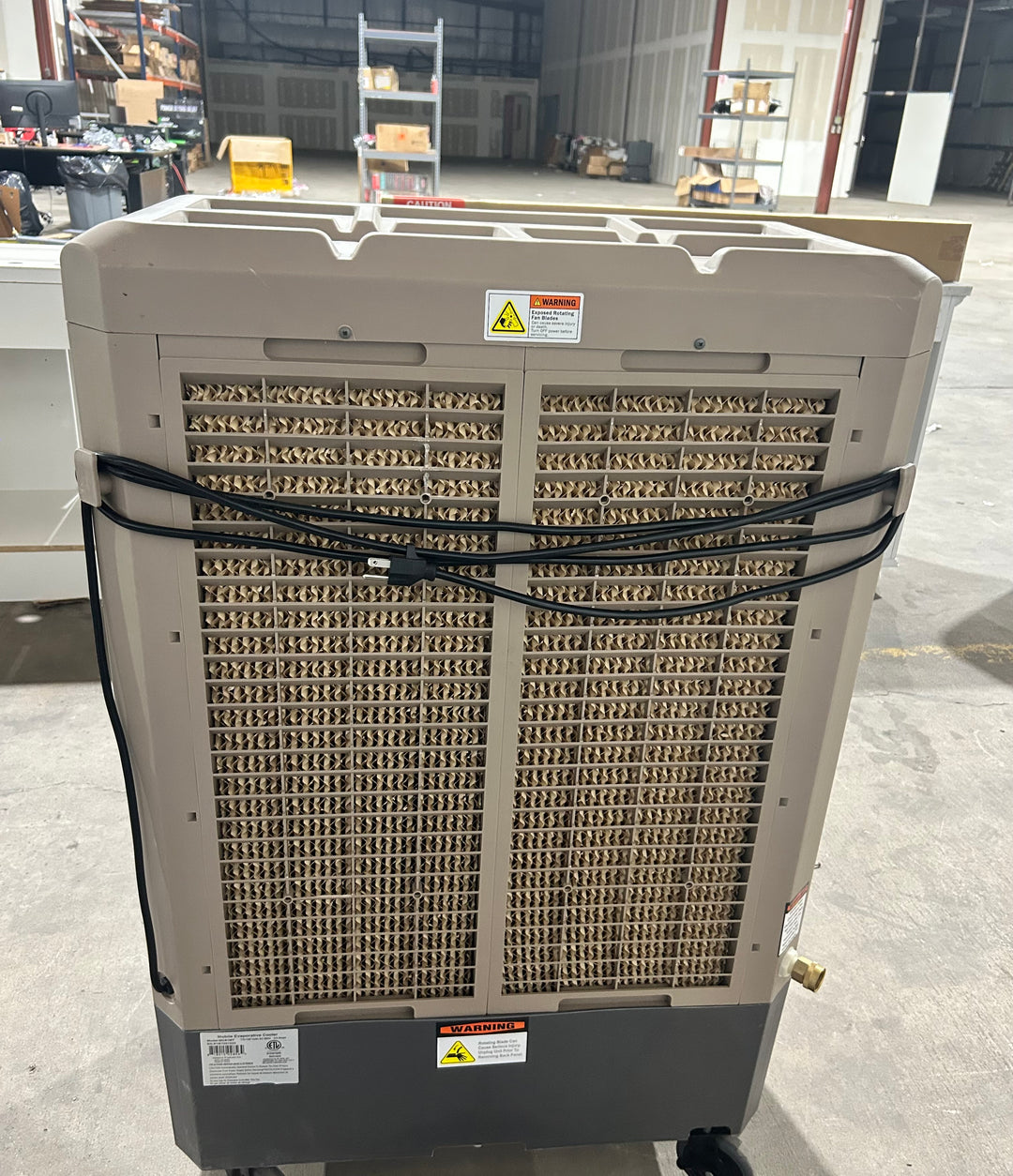 Hessaire 5300-CFM 3 -Speed Indoor/Outdoor Portable Evaporative Cooler for 1600-Sq. Feet (Motor Included)(used)