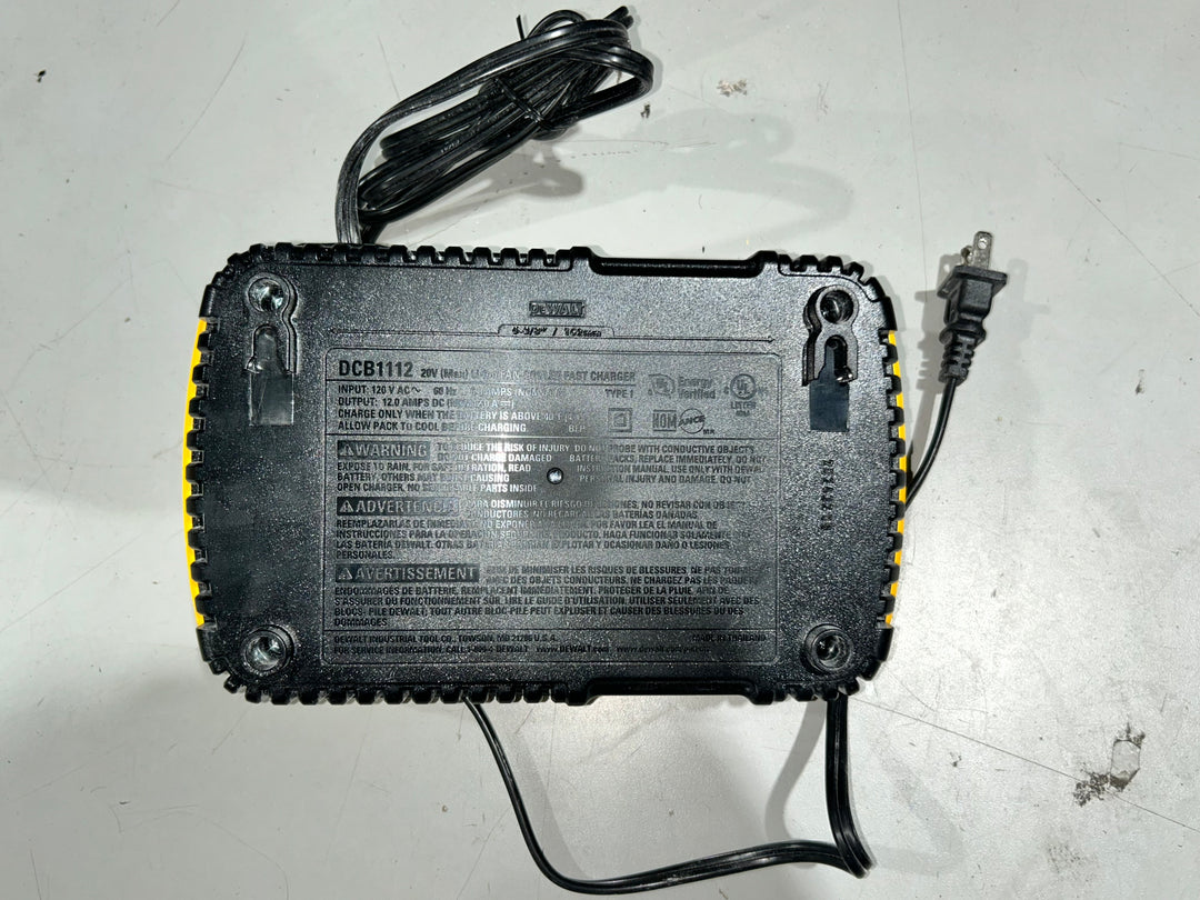 DEWALT 20 -Volt Lithium-ion ( Battery Charger ) (USED)