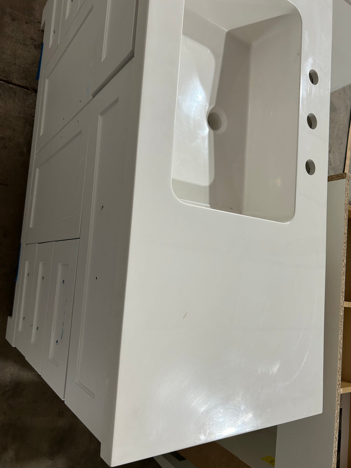 Style Selections Cauley 48-in True White Single Sink Bathroom Vanity with White Cultured Marble Top (damaged)