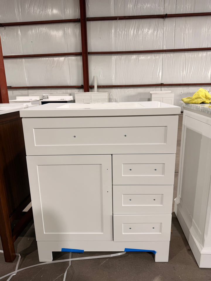 Style Selections Cauley 30-in True White Single Sink Bathroom Vanity (open box)
