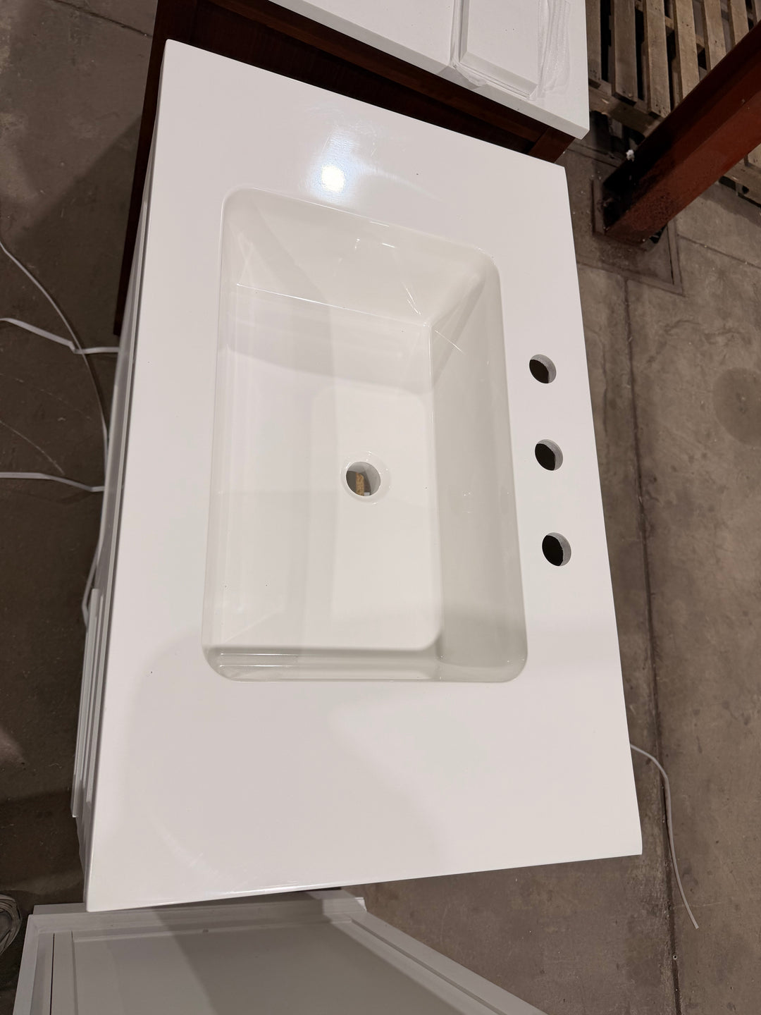 Style Selections Cauley 30-in True White Single Sink Bathroom Vanity (open box)