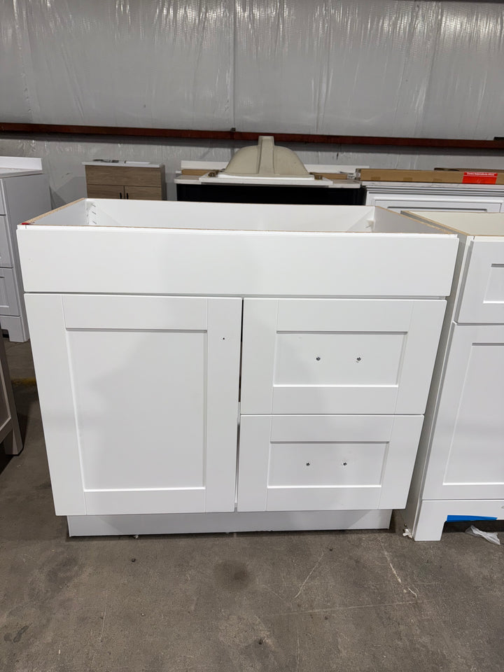 Project Source Series 36-in True White Bathroom Vanity Base Cabinet without Top (Damaged)