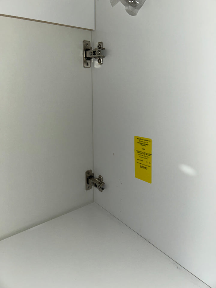 Project Source Dover 30-in True White Single sink Bathroom Vanity with White Cultured marble Top (damaged)