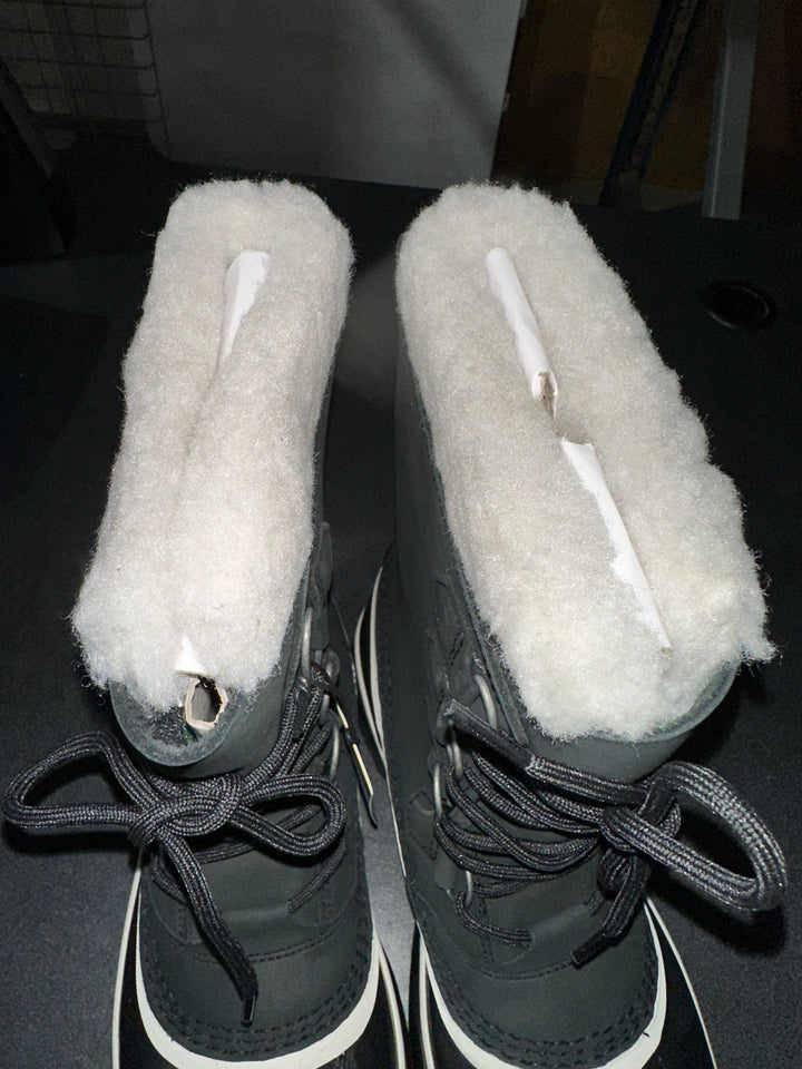 Sorel Caribou Women's Waterproof Boot Size 10