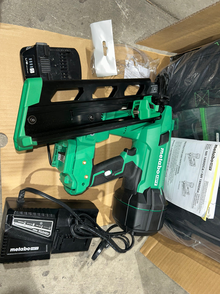 Metabo HPT Multi-Volt 3-1/2-in 21 -Degree Cordless Roundhead Framing Nailer ( 2.0 Battery Included and Charger Included)(used) (Copy)