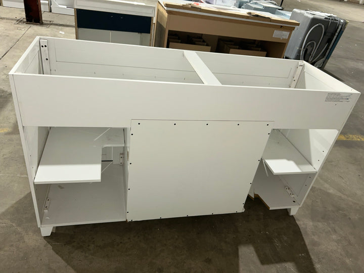 Style Selections Morriston 60-in White Undermount Double Sink Bathroom Vanity with White Engineered Stone Top (damaged)