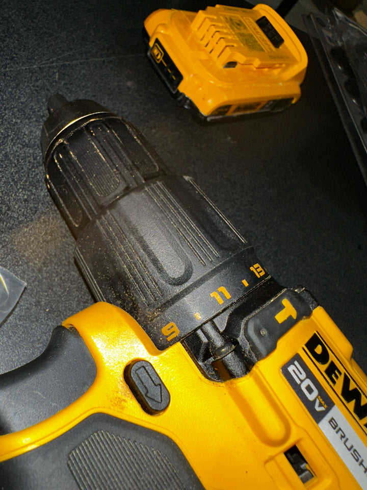 Dewalt 20V MAX* Brushless Cordless 1/2 in. Hammer Drill (BARE TOOL) (USED)