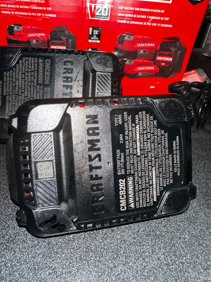 CRAFTSMAN V20 20 -Volt 2 -Pack Lithium-ion ( 4 Ah 2 Ah Battery and Charger ) (used)
