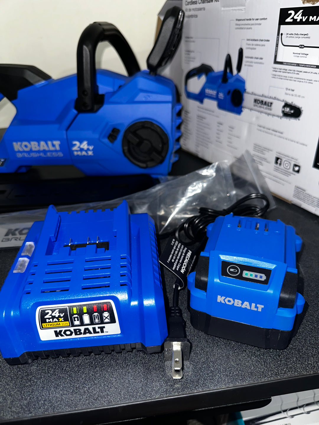 Kobalt 24V Lithium ion Cordless Chainsaw (USED)