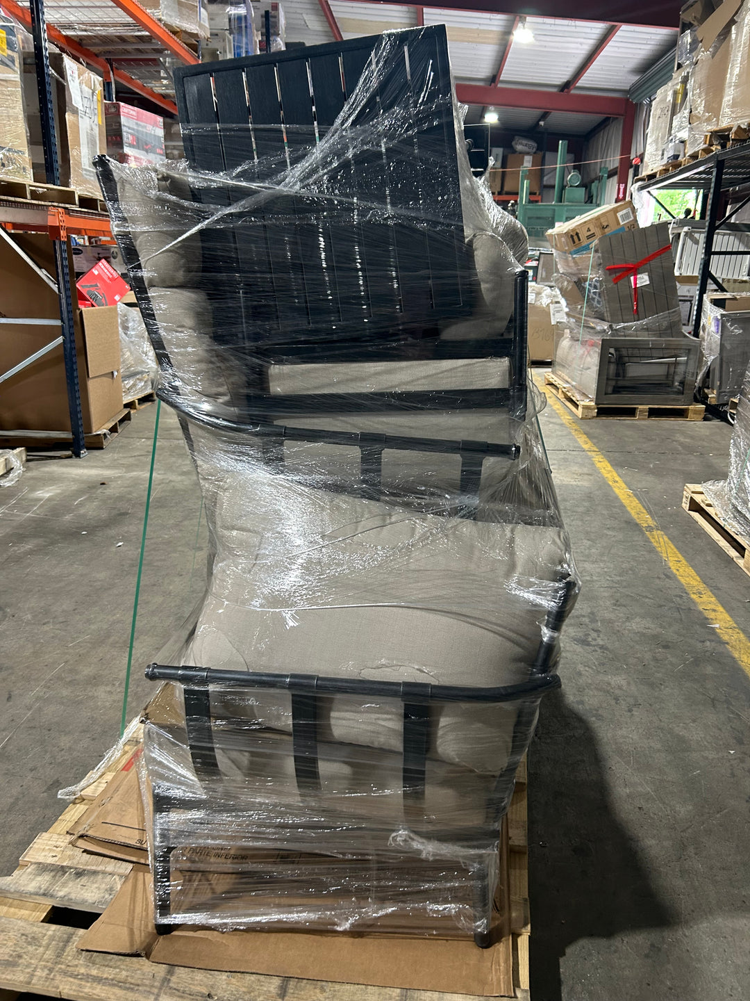 Bridgeton 7-piece Seating Set (Open Box)
